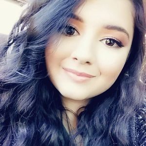 Meet your Posher, Desi